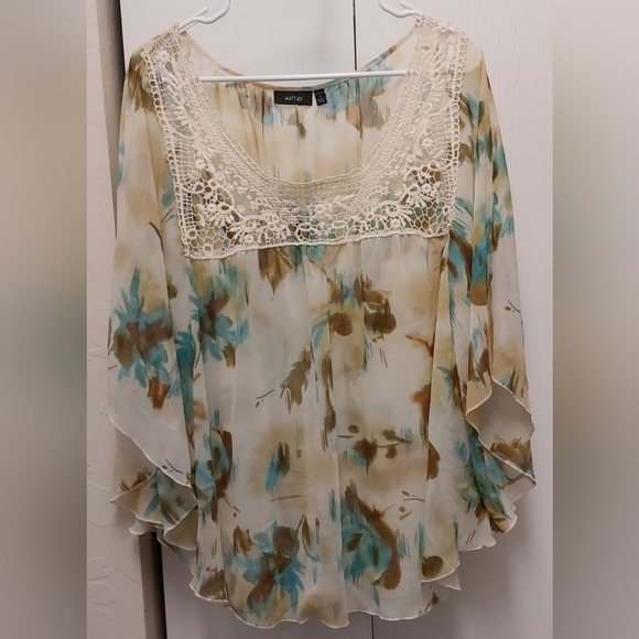 Apt 9 Women's Sheer Floral Crochet Boho Flowy Blouse Batwing Size 1X Muted Retro - Picture 1 of 7